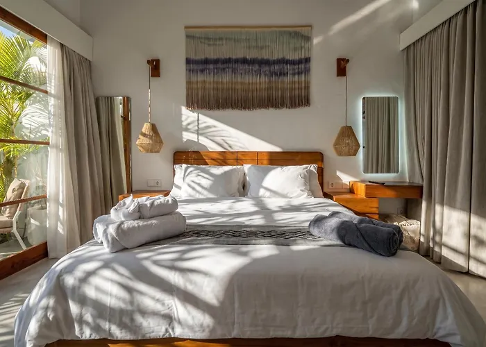 Chindaga Lofts - Townhouse Hideaway With Private Pool Ferienhaus Dalung (Bali)
